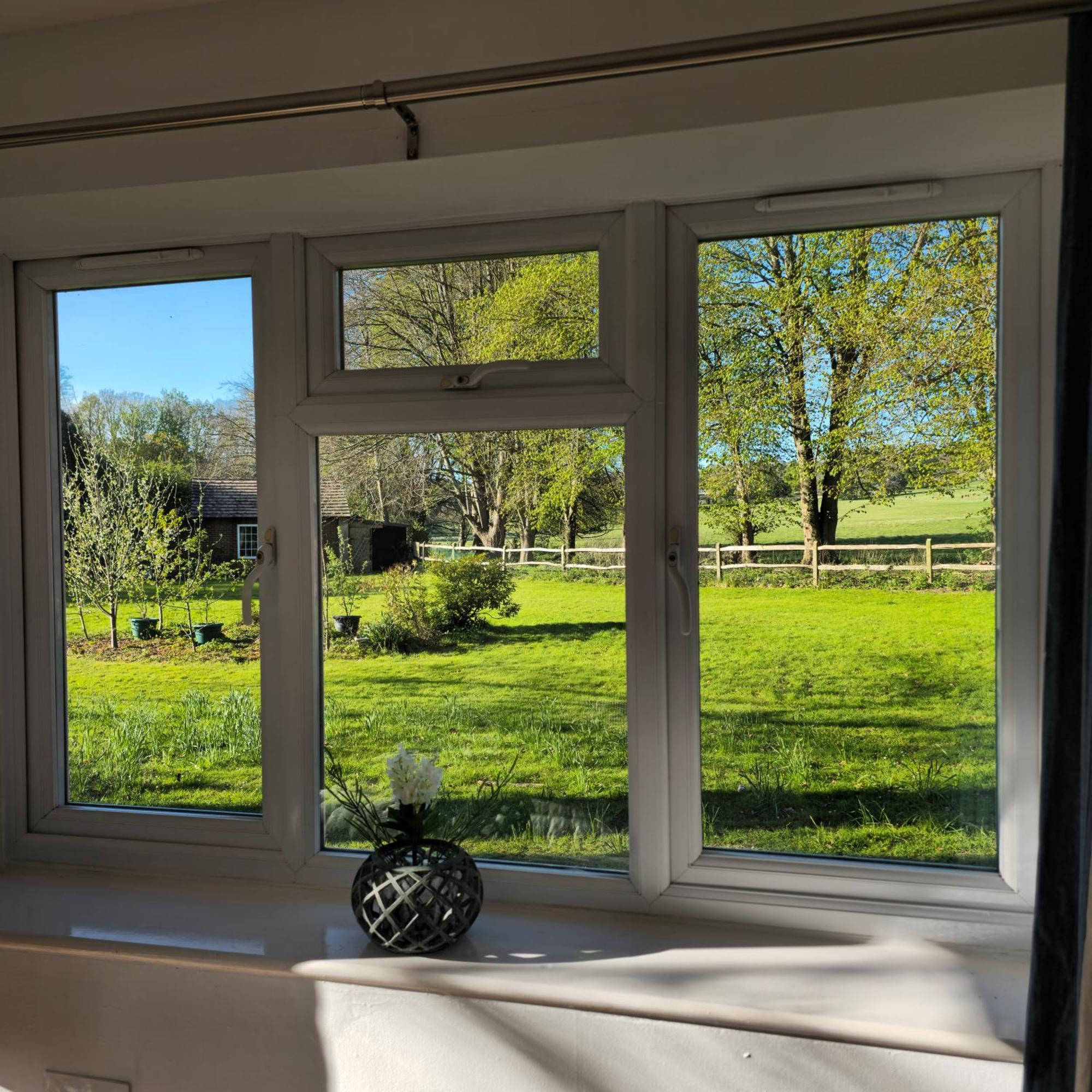 Grandwood House Lodges Chichester Luaran gambar